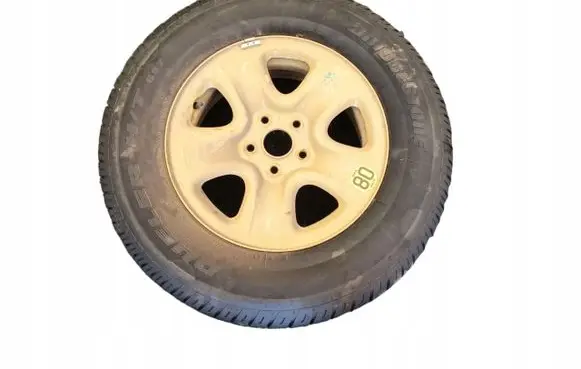 Suzuki Grand Vitara I Spare wheel mounting bracket 