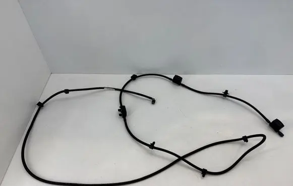 Mercedes-Benz CLA C117 X117 W117 Windshield washer fluid hose A1768600092