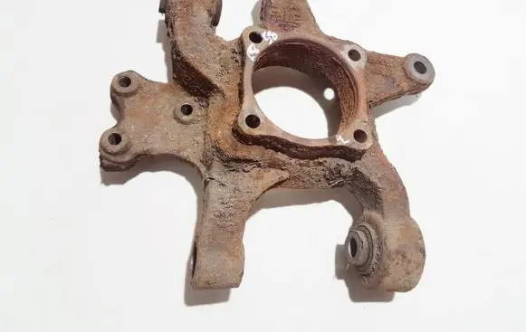 Rear wheel hub