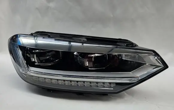 Volkswagen Touran III Headlight/headlamp 5TB941082A