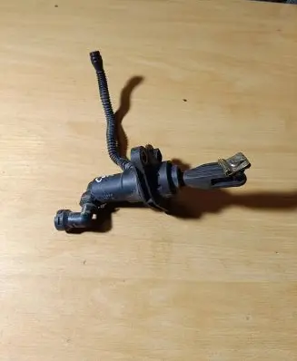 Mitsubishi Colt Clutch master cylinder A4542900004 11052