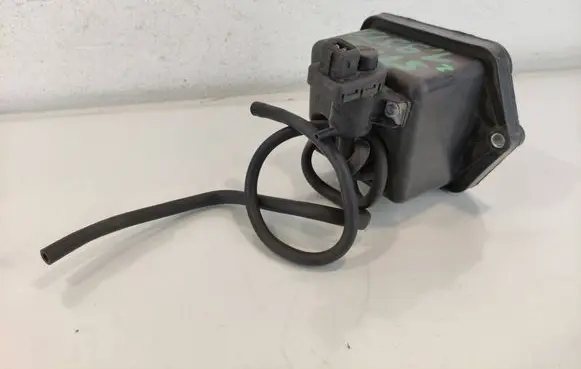 Opel Vectra C Vacuum air tank 46845905CAR22G