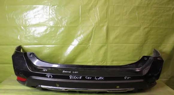 Nissan Rogue Front bumper 000127