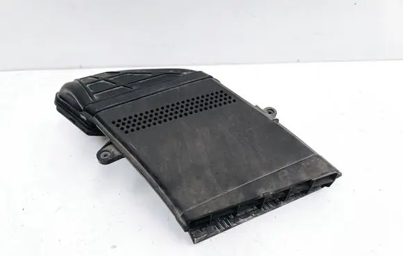 Audi Q5 SQ5 8R Air intake duct part 8R0129618J 8R0129618K 8R0129739A
