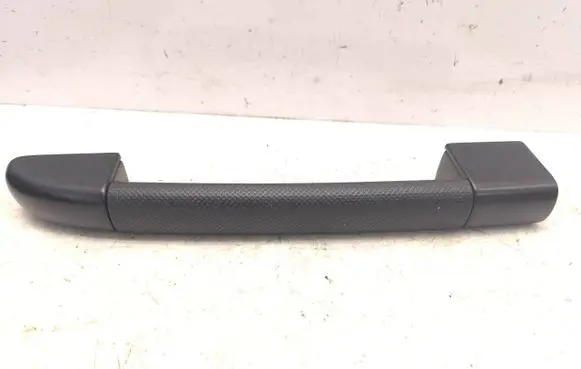Volkswagen New Beetle Glove box handle 