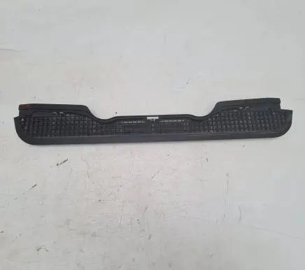 BMW 3 E36 Dashboard air vent grill cover trim 51131977679