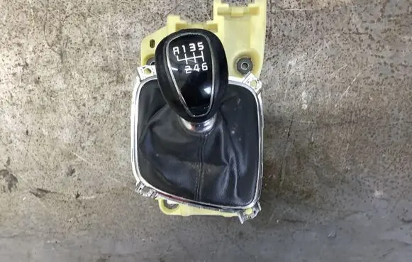 KIA Ceed Gear shifter/selector 43700A2300