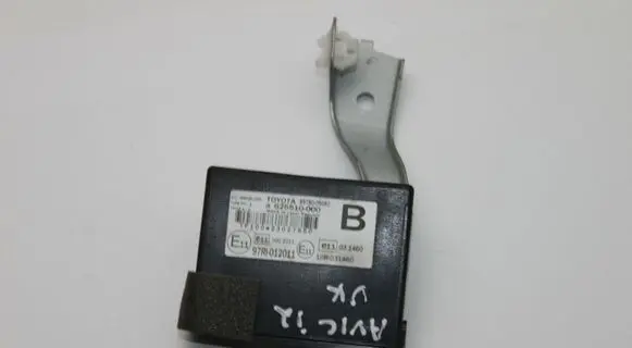 Toyota Avensis T270 Alarm control unit/module 8978005080