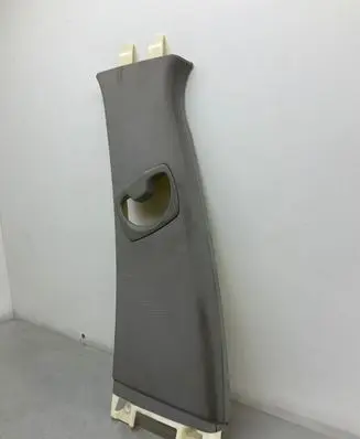 BMW 3 E90 E91 (B) pillar trim (top) 7058335