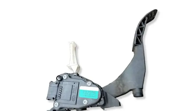 Volkswagen Golf IV Accelerator throttle pedal 1J1721503J