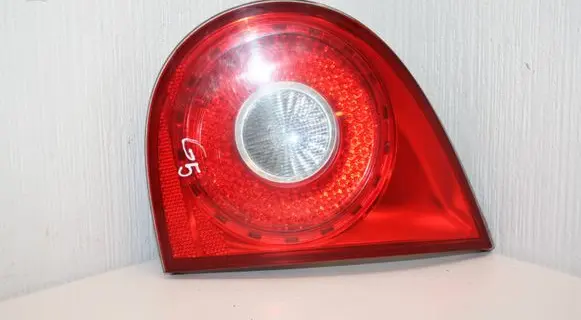 Volkswagen Golf V Tailgate rear/tail lights 1K6945094G 89031778