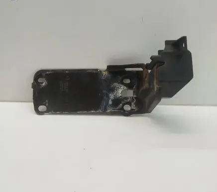 BMW 3 E92 E93 Radiator mount bracket 51647117