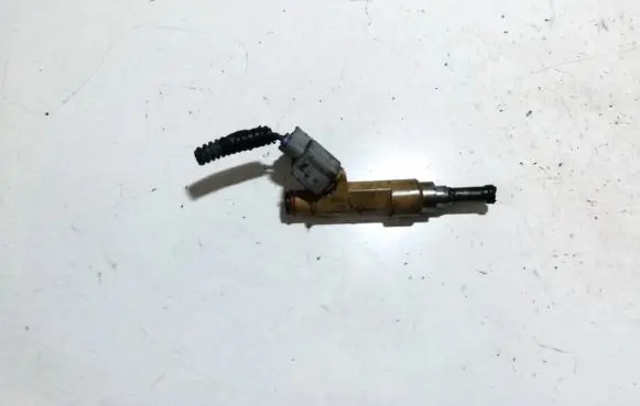 Toyota Auris 150 Fuel injector 099072207 2325037010