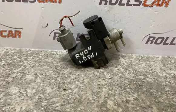 Audi A4 S4 B6 8E 8H Turbo solenoid valve 8E0906627
