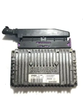 Renault Kangoo I Engine control unit/module 8200298637 S118037006 8200052418