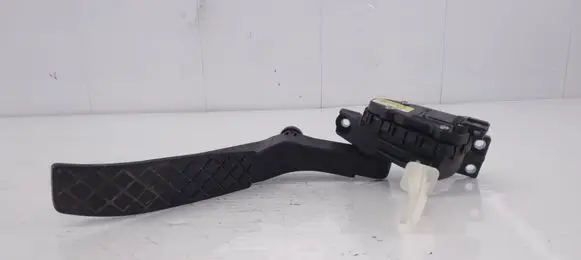 Audi Q7 4L Accelerator throttle pedal 7L0723507E