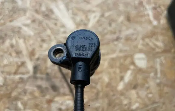 Audi A6 S6 C5 4B Crankshaft position sensor 0291002