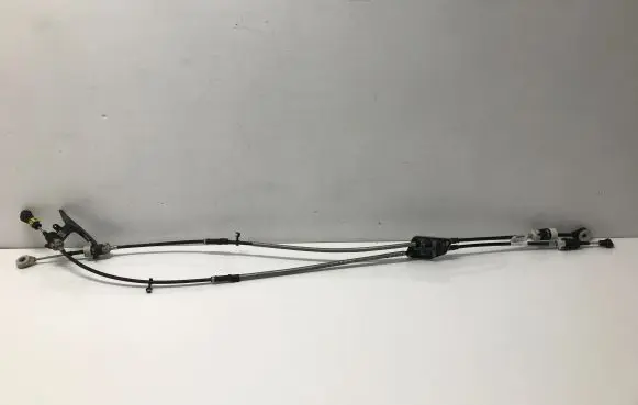 Ford Fiesta Gear shift cable linkage 4FTA170FA6NA C1BR7395CH