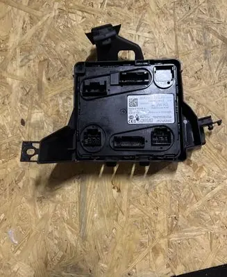 Audi A4 S4 B9 Comfort/convenience module 8W0907064B 5DK01107911