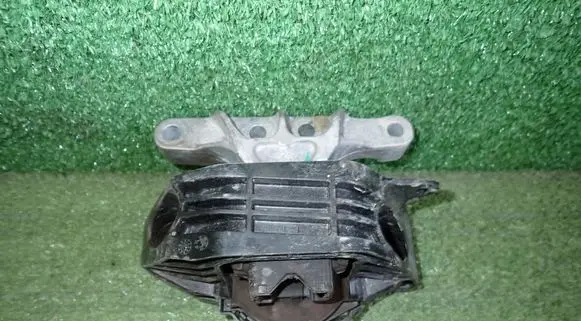 Opel Mokka B Engine mount vacuum valve