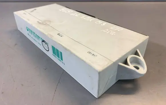 BMW 7 E65 E66 Door control unit/module 6933270 6015005011