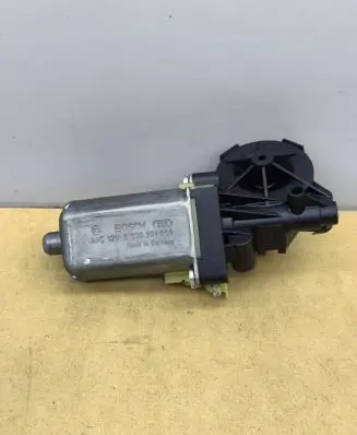 Mercedes-Benz CLK A209 C209 Seat belt adjustment motor 0390201968