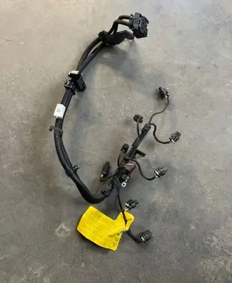 BMW 3 F30 F35 F31 Fuel injector wires 8636065