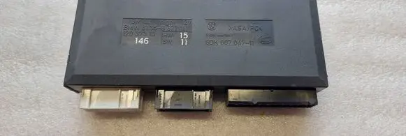 BMW 5 E39 Comfort/convenience module 8372141 61358372141