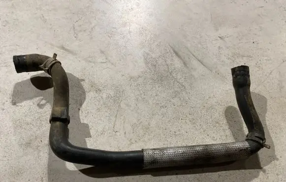 Ford Galaxy Engine coolant pipe/hose 7M3121073P YM2118C572BA
