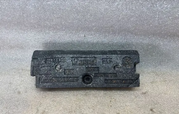 Audi Q3 F3 Front bumper foam support bar 4M8807550J