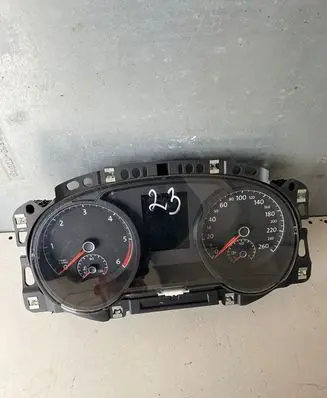 Volkswagen Golf VII Speedometer (instrument cluster) 5G0920870A VDD02431 1355020544