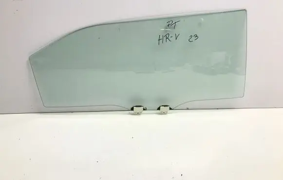 Honda HR-V Rear door window glass