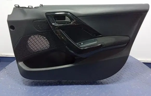Peugeot 208 I Door card panel trim set 96763525ZD