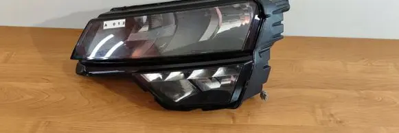 Skoda Karoq Headlight/headlamp 57B941015A
