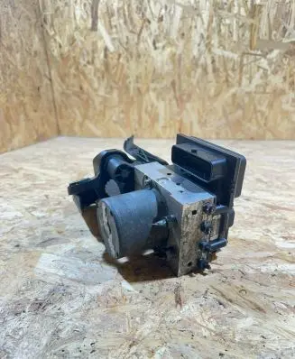 Mercedes-Benz E W212 ABS Pump A2124314712 0265236359