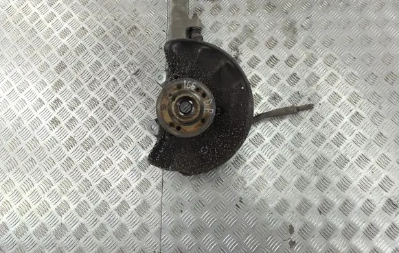 Mercedes-Benz ML W166 Front wheel hub 16610