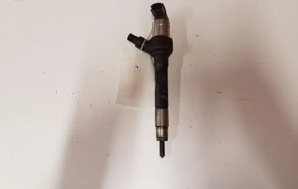 Mazda 6 Fuel injector R2AA13H50 10K02752