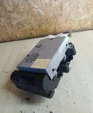 Chrysler Voyager Fuse box set P04686492AE TQH2458121FM 04686492AE