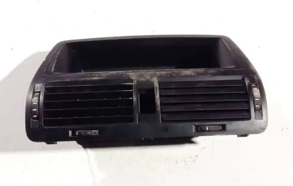 Skoda Octavia Mk2 (1Z) Dash center air vent grill 2204369