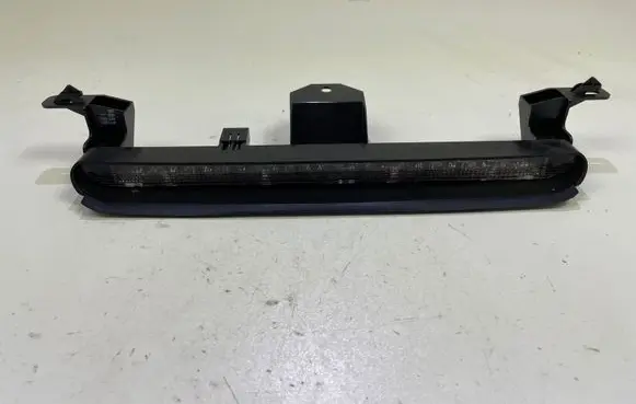 Volvo V70 Third/center stoplight 30678549 16511100