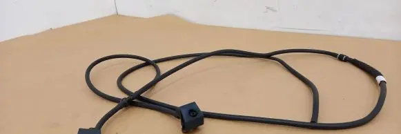 Renault Kadjar Windshield washer spray nozzle 