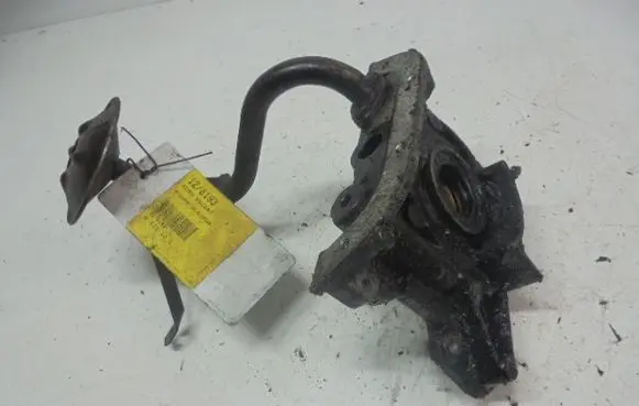 Volkswagen Polo II 86C 2F Oil pump 052115109A
