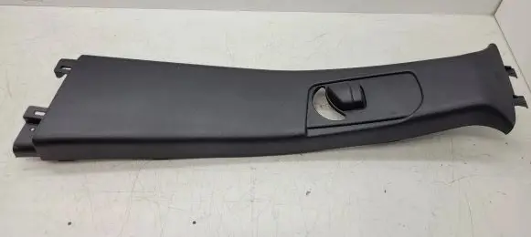 Dodge Durango (B) pillar trim (top) 5VP05DX9AC P5VP05DX9AC