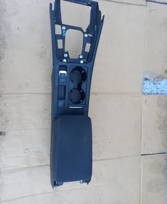 Volkswagen PASSAT B8 Center console 3G1863241C 1303728