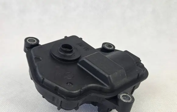 Skoda Fabia Mk4 (6VA) Water pump 05E907593 6NW01277201