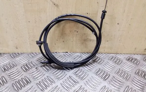 Ford Focus Engine bonnet/hood lock release cable AM5116C657AF
