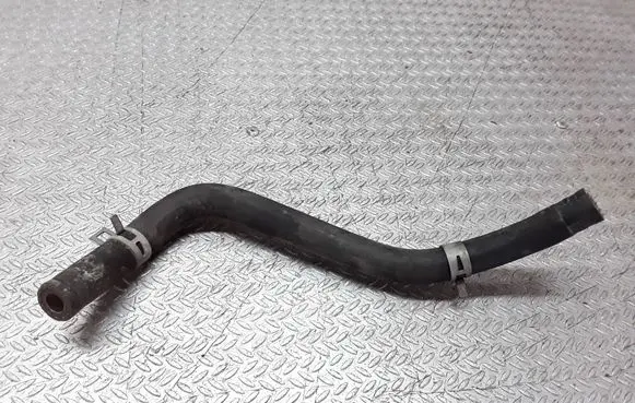 Toyota Auris 150 Engine coolant pipe/hose