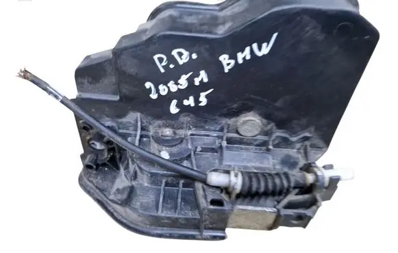BMW 6 E63 E64 Front door lock 7167066