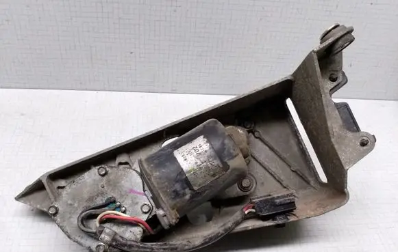 Renault Twingo I Front wiper linkage 