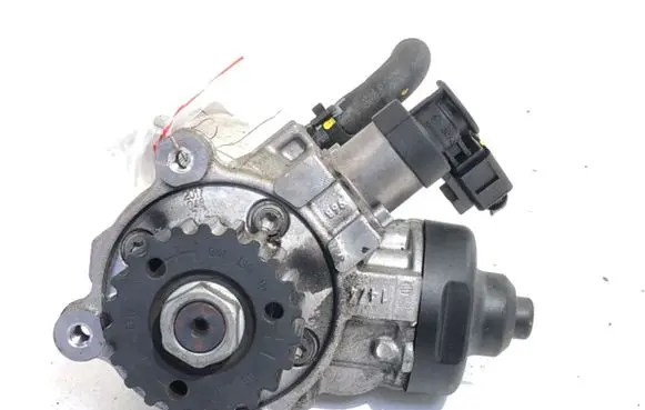 Audi Q5 SQ5 Fuel injection high pressure pump